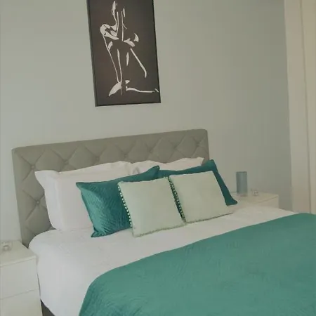Cozy Central Apartment Tirana